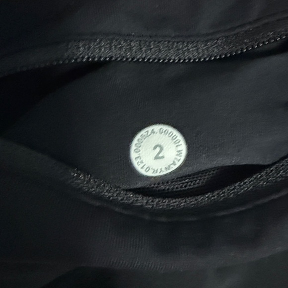 Black Lululemon Speed Up Shorts - Picture 3 of 3
